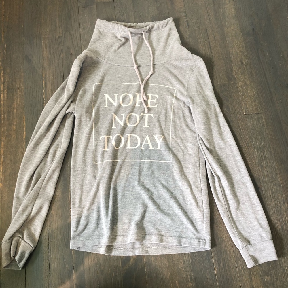 | sweatshirt |